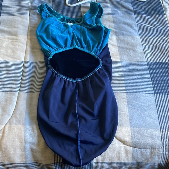 BLUE GYMNASTICS LEOTARD! Size: MEDIUM - Picture 8 of 9